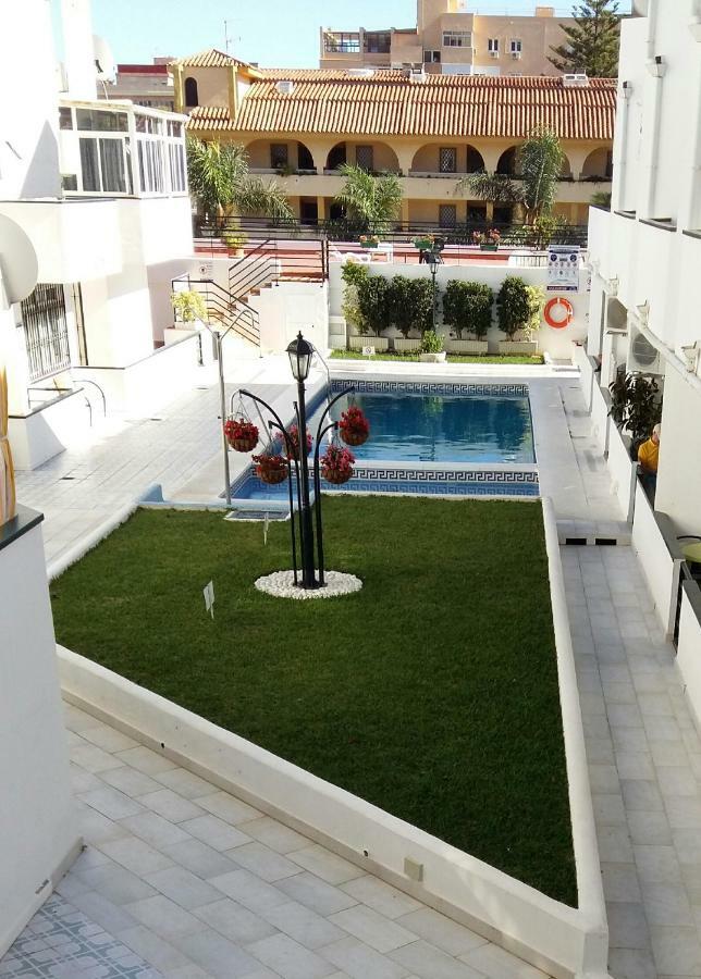 Apartamento Oasis トレモリノス エクステリア 写真